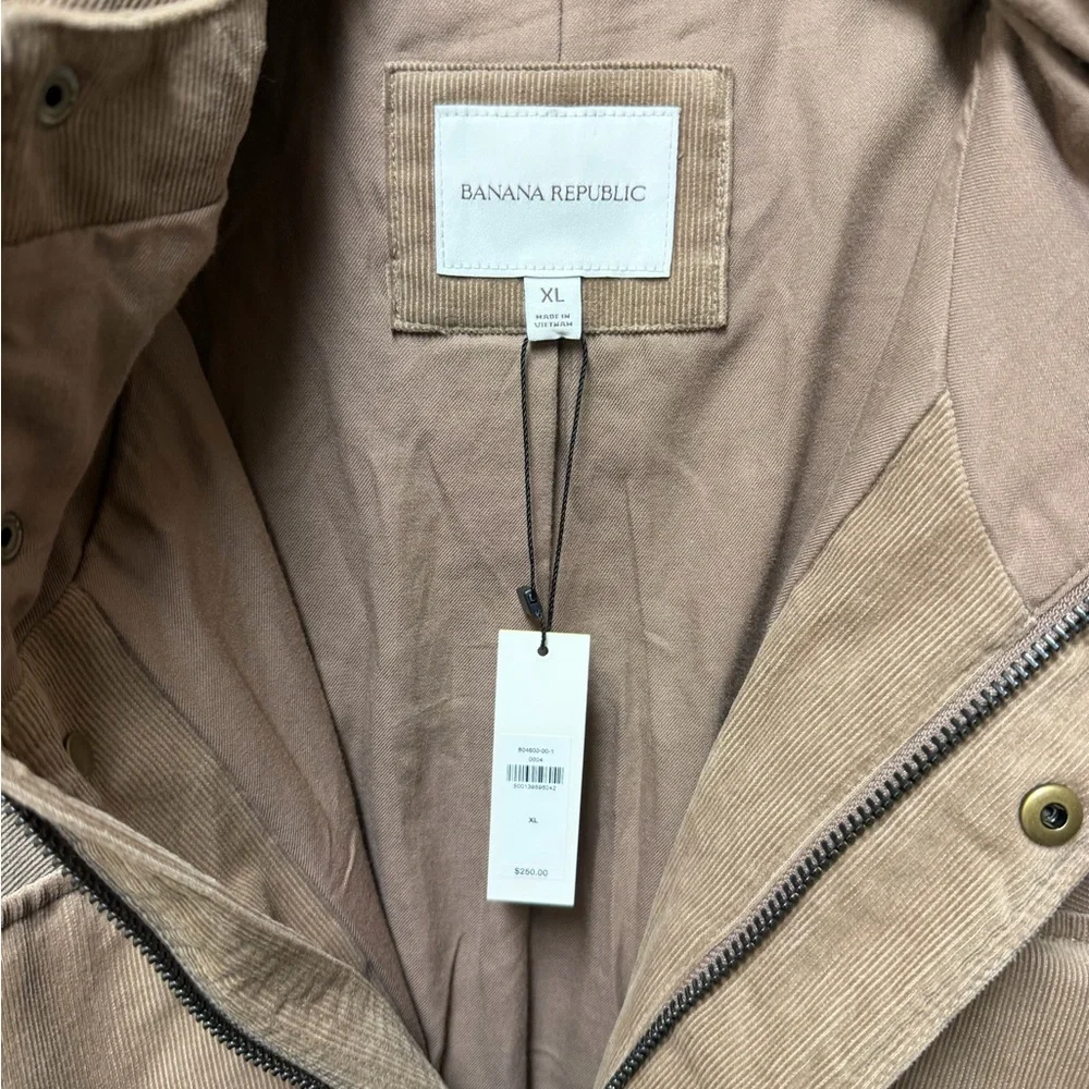 Banana Republic mens loose fit corduroy utility jacket